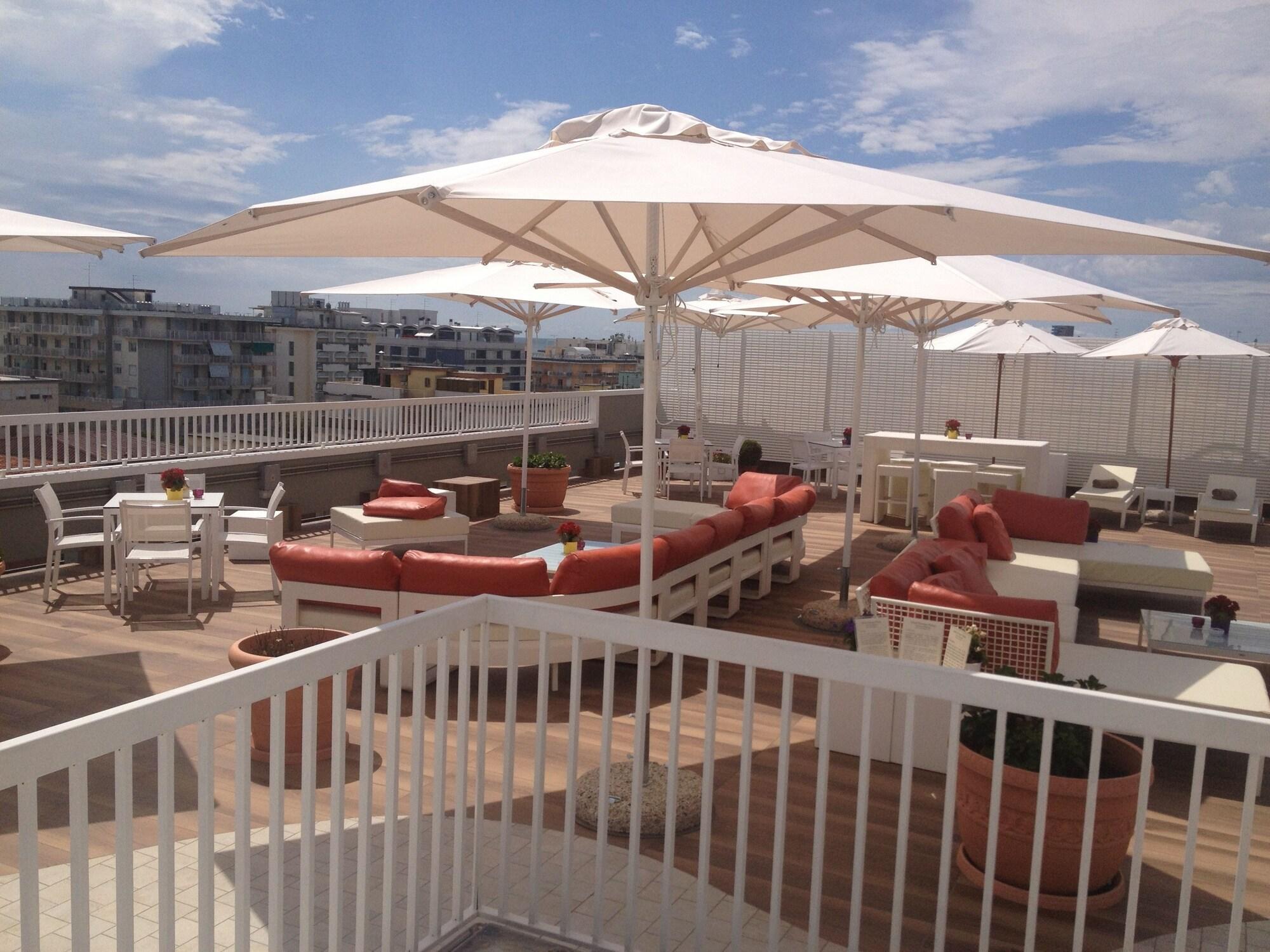 Hotel Principe Palace Lido di Jesolo Buitenkant foto
