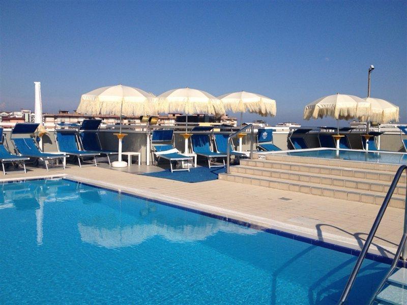 Hotel Principe Palace Lido di Jesolo Buitenkant foto
