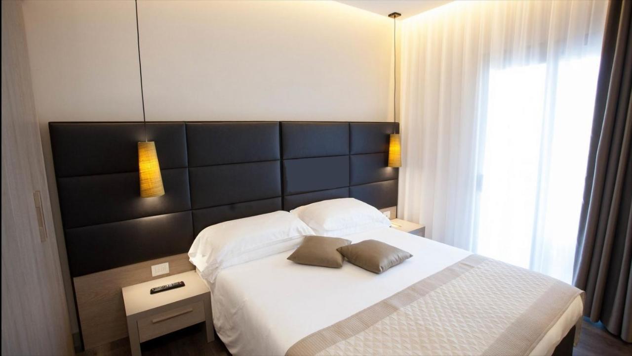Hotel Principe Palace Lido di Jesolo Buitenkant foto